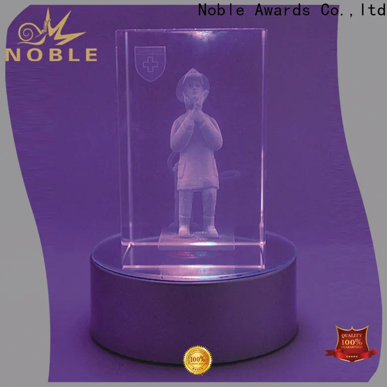Noble Awards premium glass crystal glass trophy supplier For Sport games 1