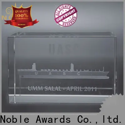 Noble Awards jade crystal large glass trophy buy now For Sport games 1
