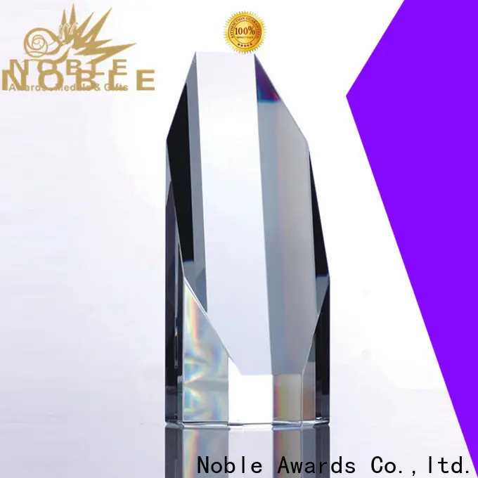 latest bespoke crystal soccer trophy jade crystal customization For Gift 1