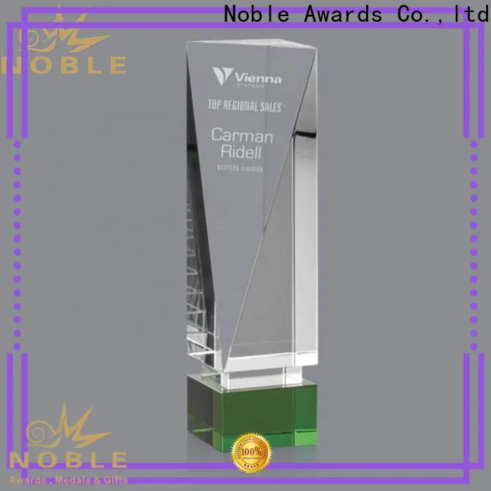 Noble Awards jade crystal bespoke crystal soccer trophy for wholesale For Gift 1
