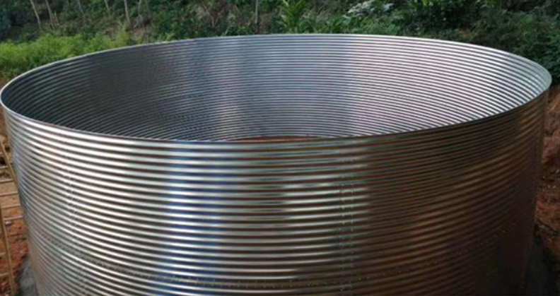 Galvanized plate fish pond 1