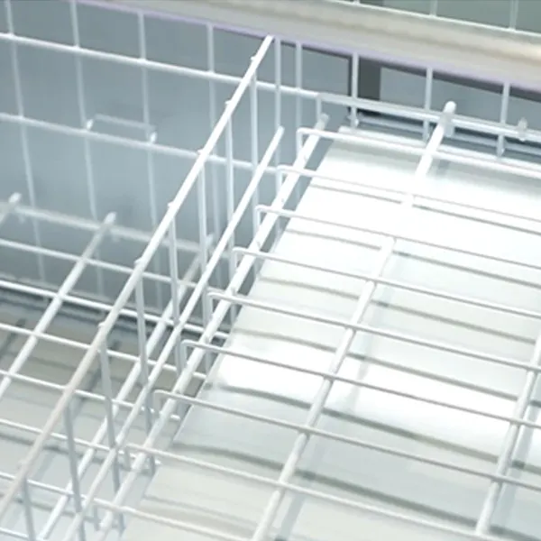600L Curved Glass Island Freezer - Efficient Storage Solution 3