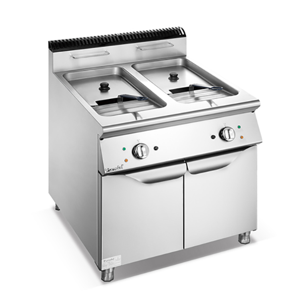 700 Series Electric 2-Tank 2-Basket Fryer With Cabinet 4