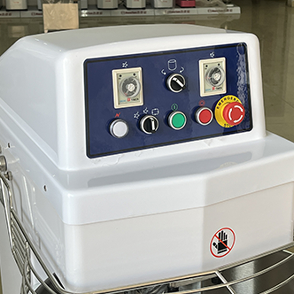 Double action double speed dough mixer 6