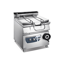 900 series tilting braising pan