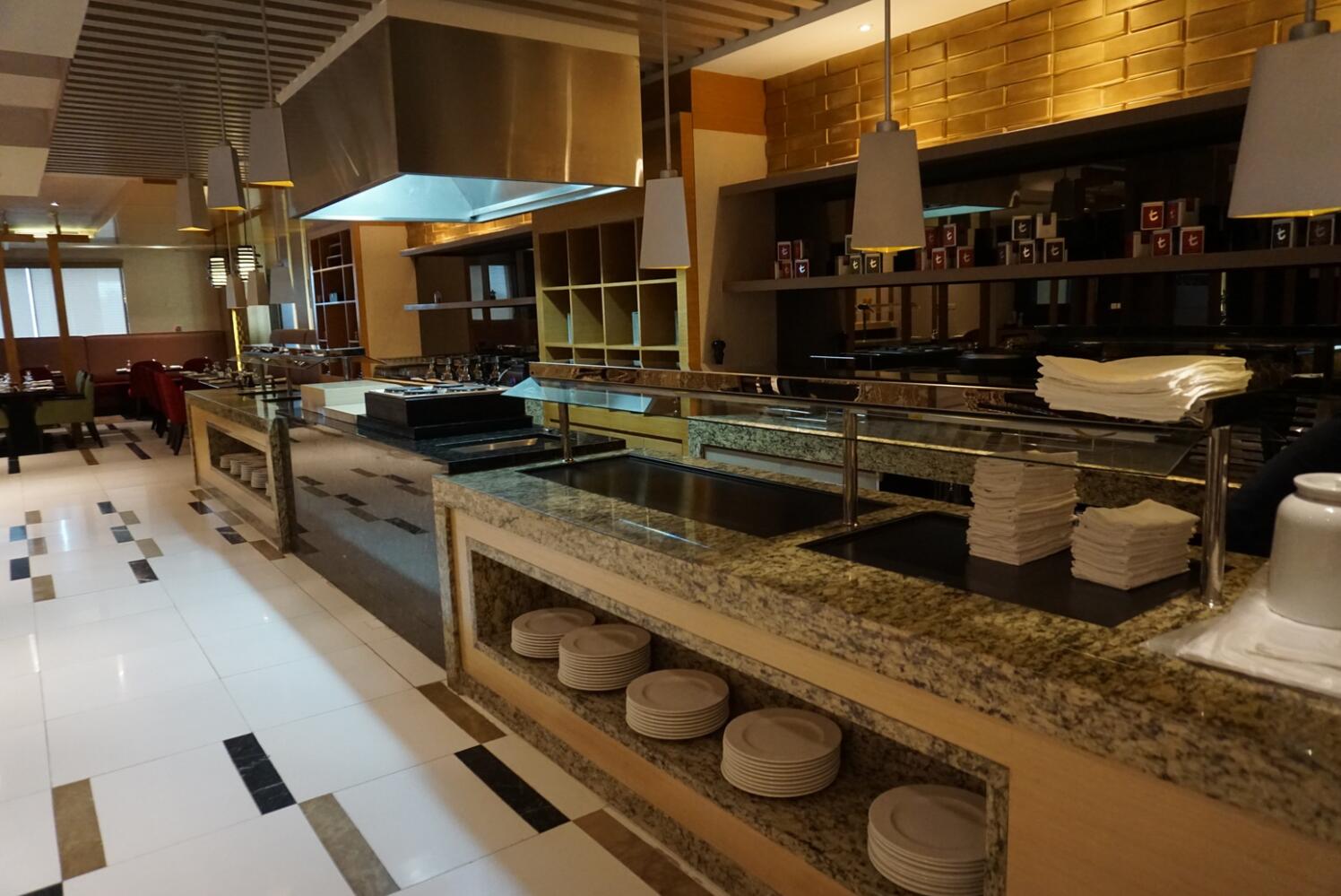 Optimizing Culinary Efficiency - Cutting-Edge Hotel Kitchen Equipment for Streamlined Operations 4