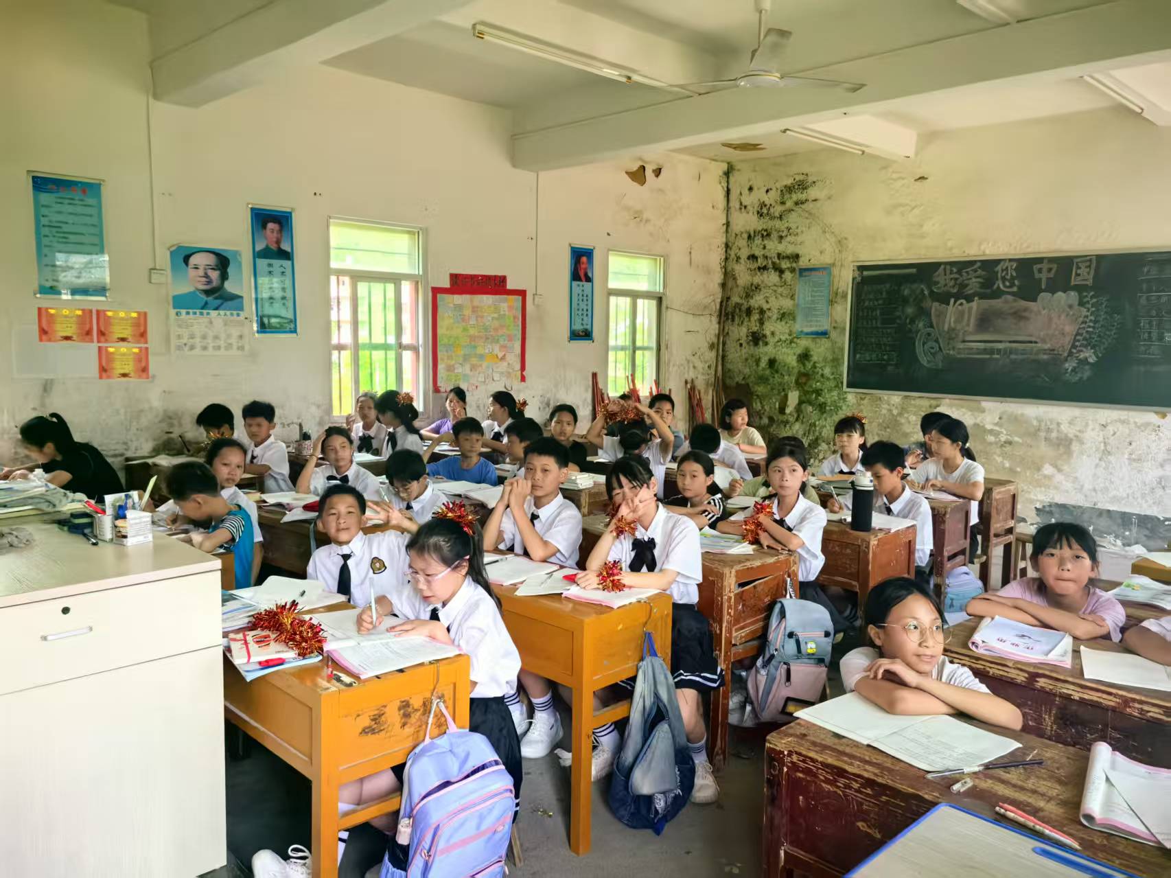 Принесение гурманов и тепла в мир: ShineLong Kitchen поддерживает сельское образование в Мейчжоу 5