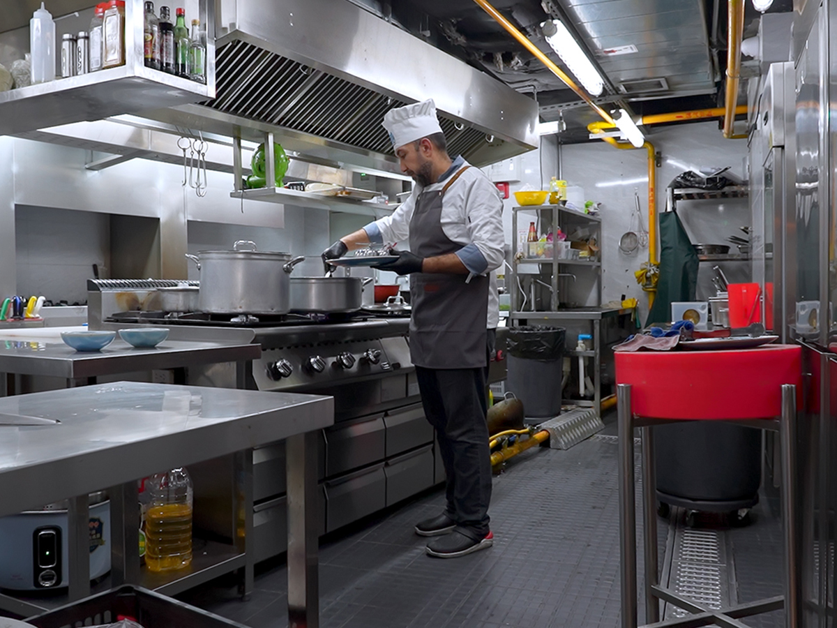 Understanding the Ranks and Roles of Chefs in Hotel Kitchens | Shinelong