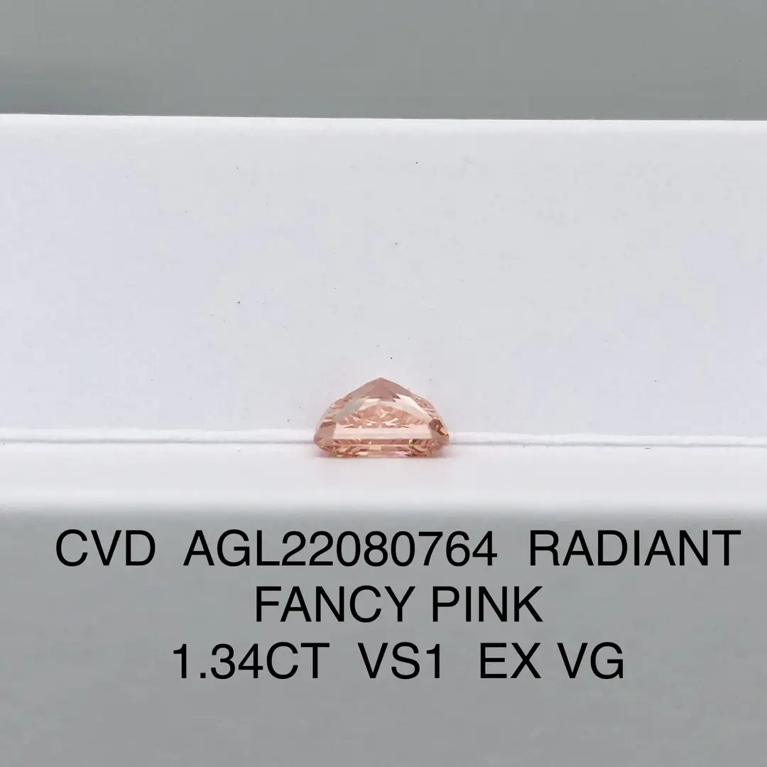 4 ct Lab Grown Radiant Diamond - Daily Updates Available - IGI Certified 6