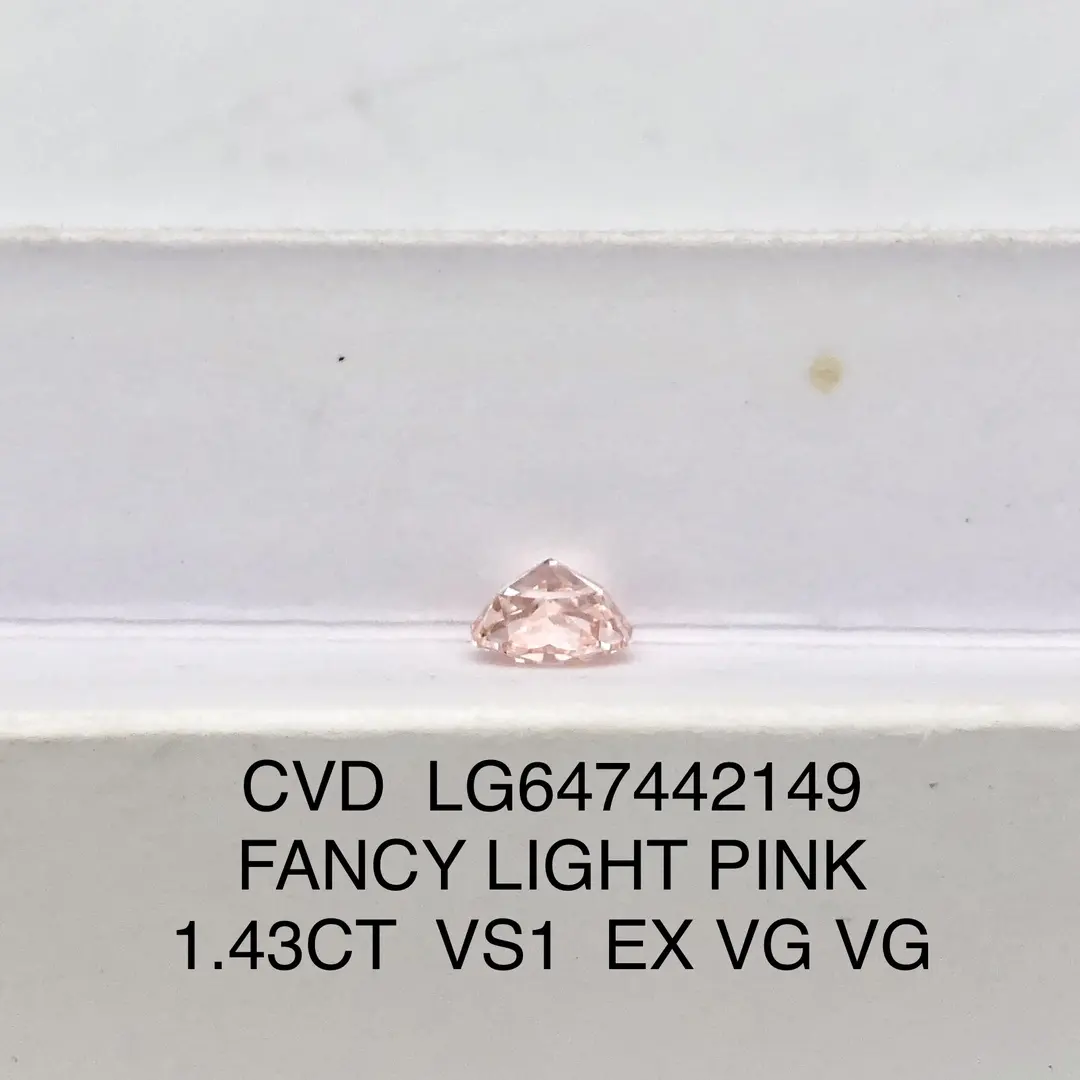 1.43ct Round Fancy Light Pink Lab Grown Diamond - IGI Certified 6