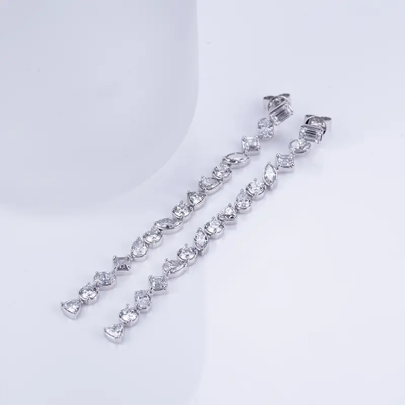 Customization Lab Diamond Earrings - IGI Certified Authenticity 4