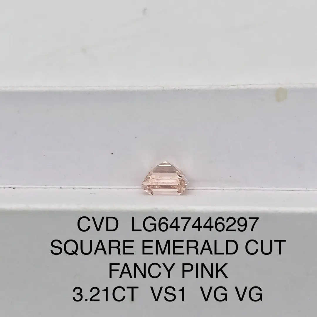 3.21CT Square Emerald Lab Grown Diamond with IGI Certificate 6