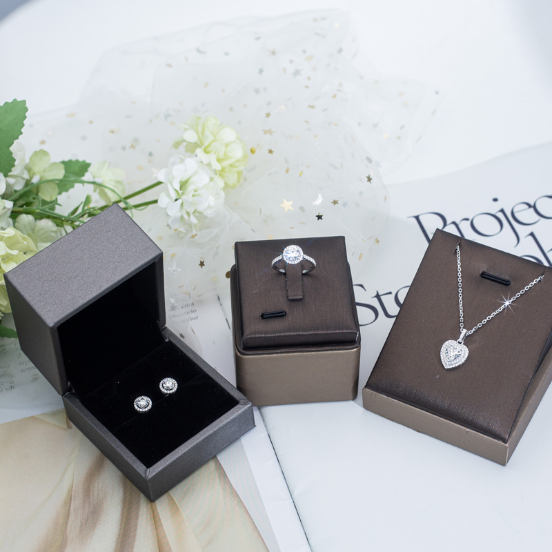 Messi Jewelry - Messi Jewelry 18k white Gold vintage romantic halo style heart shape lab grown diamond pendant necklace Lab Diamond Jewelry 14