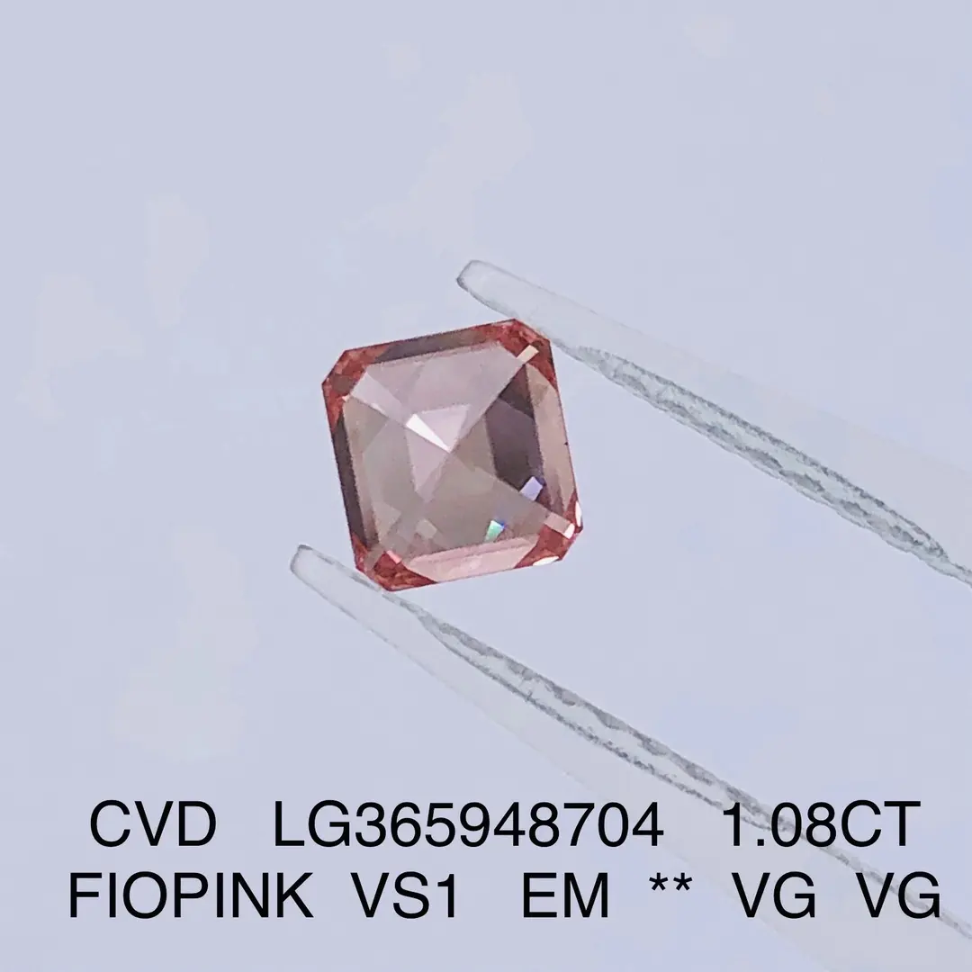 Quality emerald cut lab diamond ring wholesale | Messi Jewelry 2
