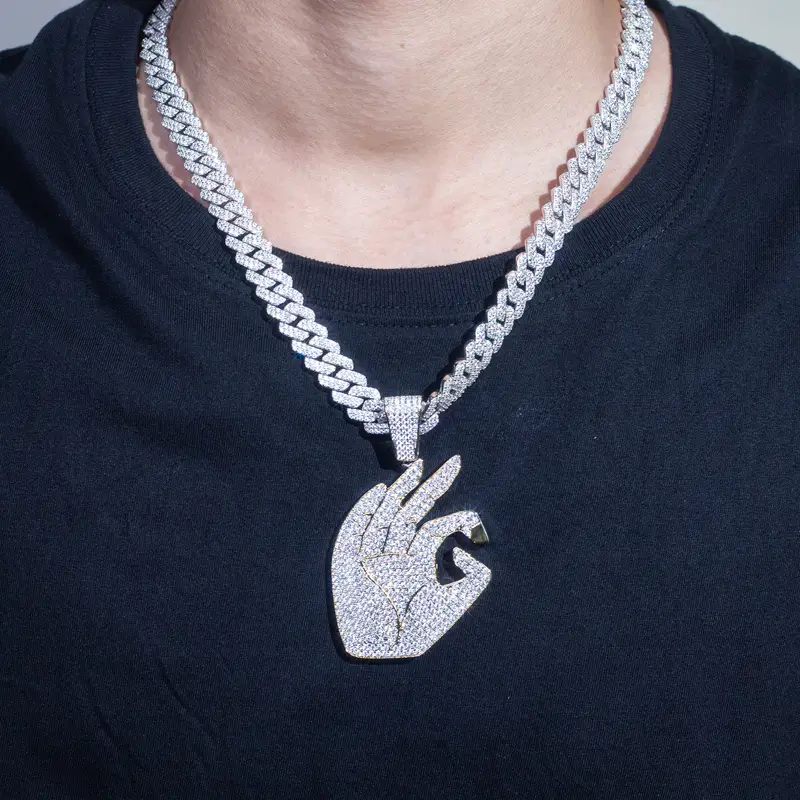 Joyas Messi - Joyas Messi 925Sliver Hiphop Hiphop Trendy Poste de oro de 18 quilates con Color Def Melee Moissanite Diamond Moissante Colgante 1