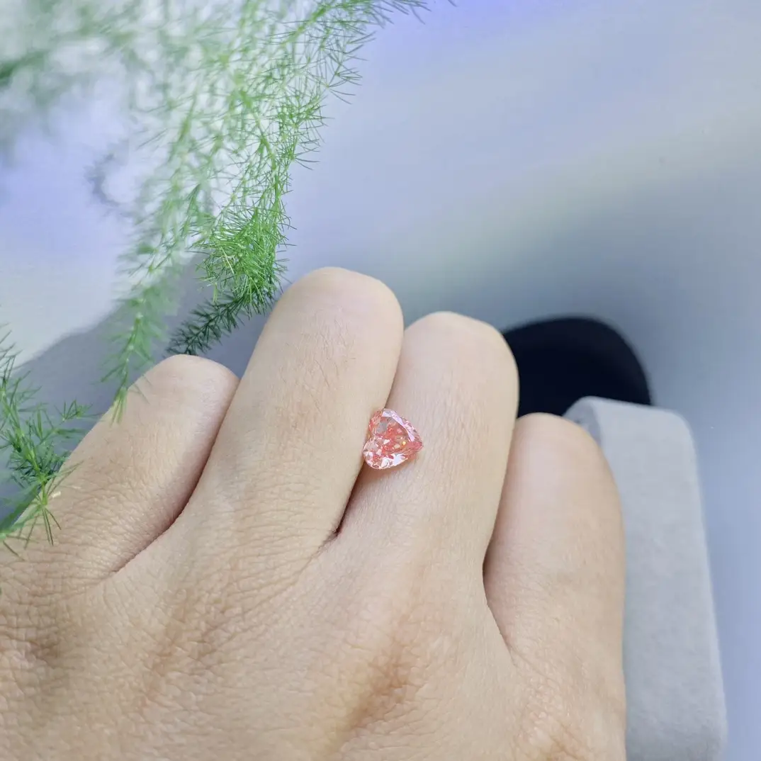 1.3 CT VS1 Fancy Intense Pink Heart Lab Diamond 5