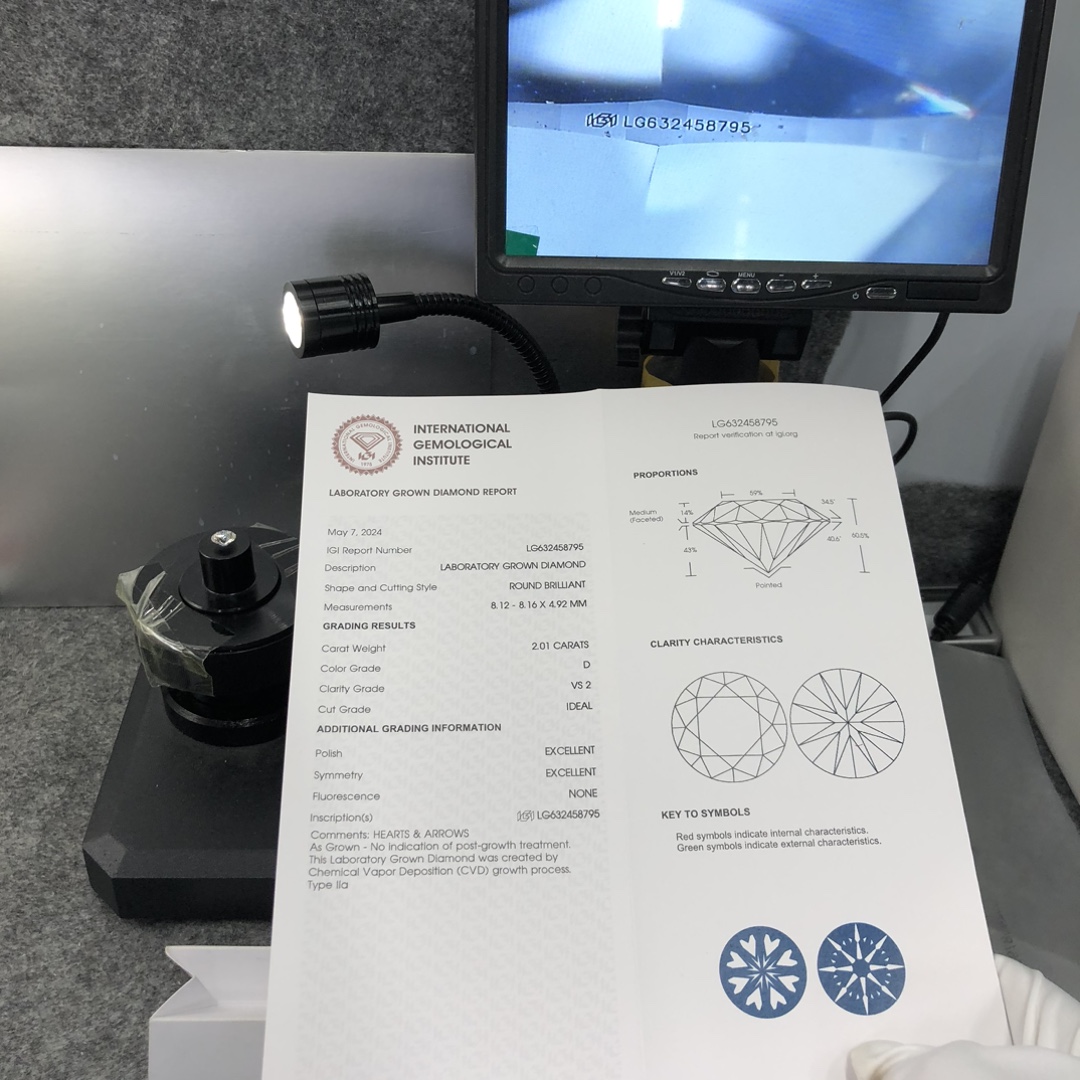 IGI Certified 3ct Round Lab Diamond 12