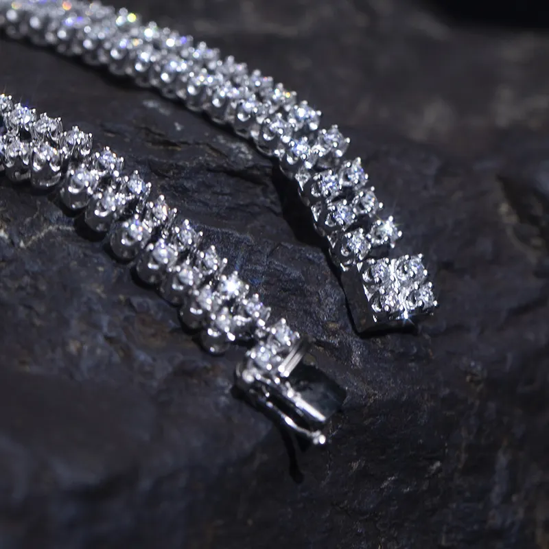 Gelang Tenis Lelaki Dinilai Tinggi untuk Hadiah Ulang Tahun 6