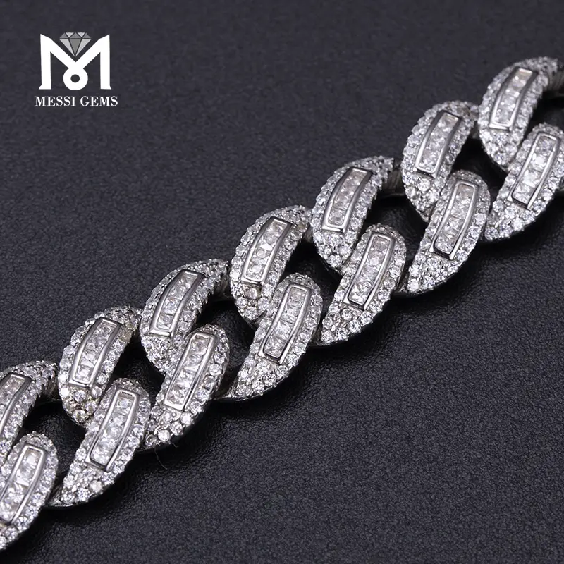 925 Silver Moissanite Cuban Chain Bracelet - Stable & Stylish 3