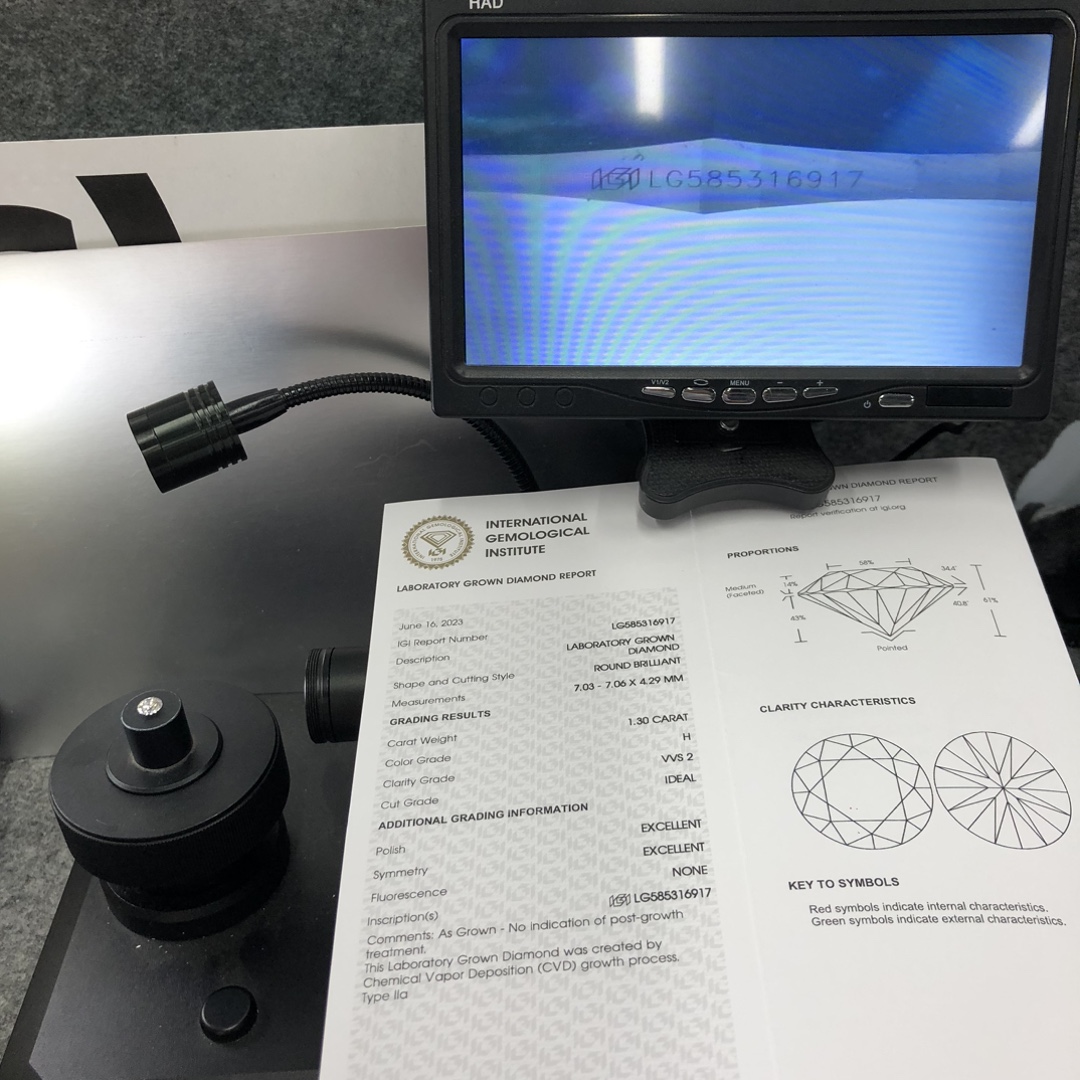 Round Brilliant Cut 1.3ct H VVS2 CVD Diamond Lab Grown Diamond IGI Certificate 8