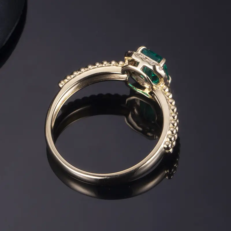 Messi Jewelry 18K Yellow Gold Lab Grown Emerald Halo Ring 5