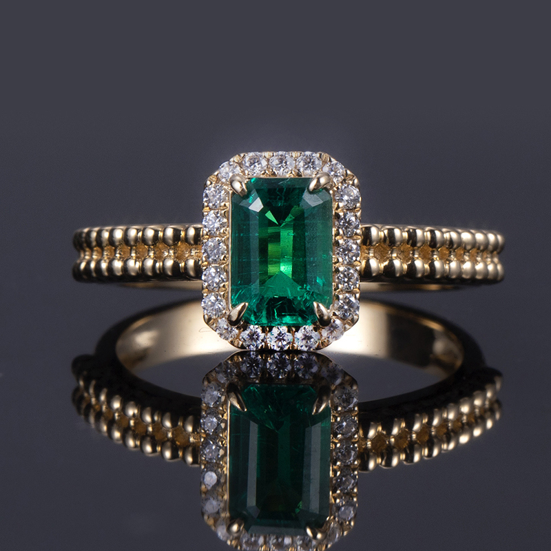 Messi Alahas - Messi Alahas 18k yellow nga bulawan 1-1.5ct lab gipatubo nga esmeralda esmeralda giputol halo singsing 10