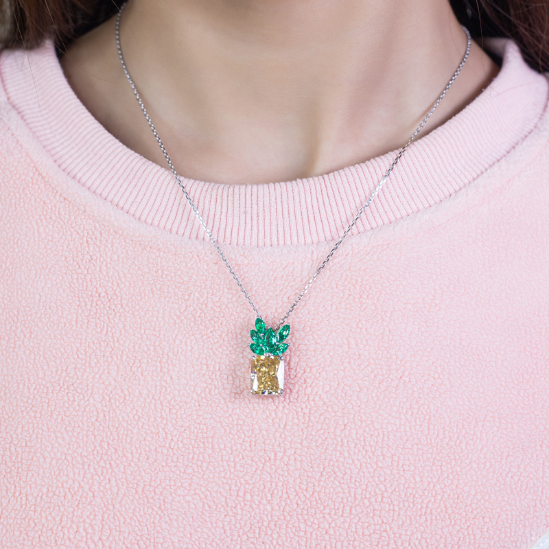 Messi Alahas - Messi Alahas 14k dilaw nga Bulawan nga adunay dalag nga sinaw nga giputol nga moissanite marquise cut lab emerald nga regalo nga pendant para sa mga babaye Moissante Pendant 12