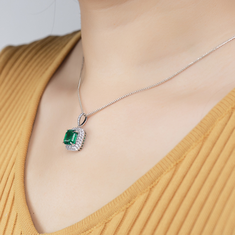 Colar de esmeralda cultivada em laboratório em ouro 18K - Messi Jewelry 9