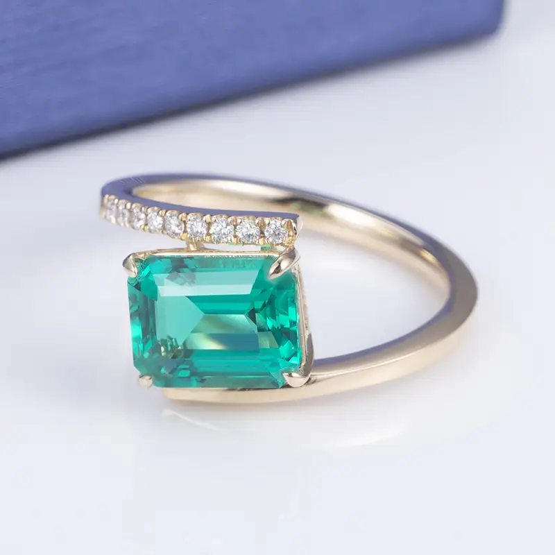 Gioielli Messi - MS -611 18K DONNE GOLD GIOIELLI FASHIT DEF ROURN TACK MOISSanite Square Emerald Ring 1