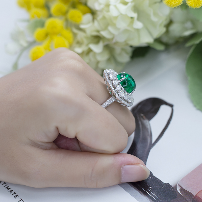 Messi Alahas - Messi Alahas MS-570 18k Gold Oval Cut Paghimo Emerald Halo Singsing Singsing 14