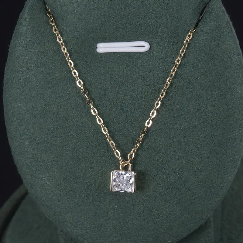 Gioielli Messi - Messi gioielli 18K Giallo in oro solido Princess Cut Channel Collana a ciondolo Collana in stile classico 1