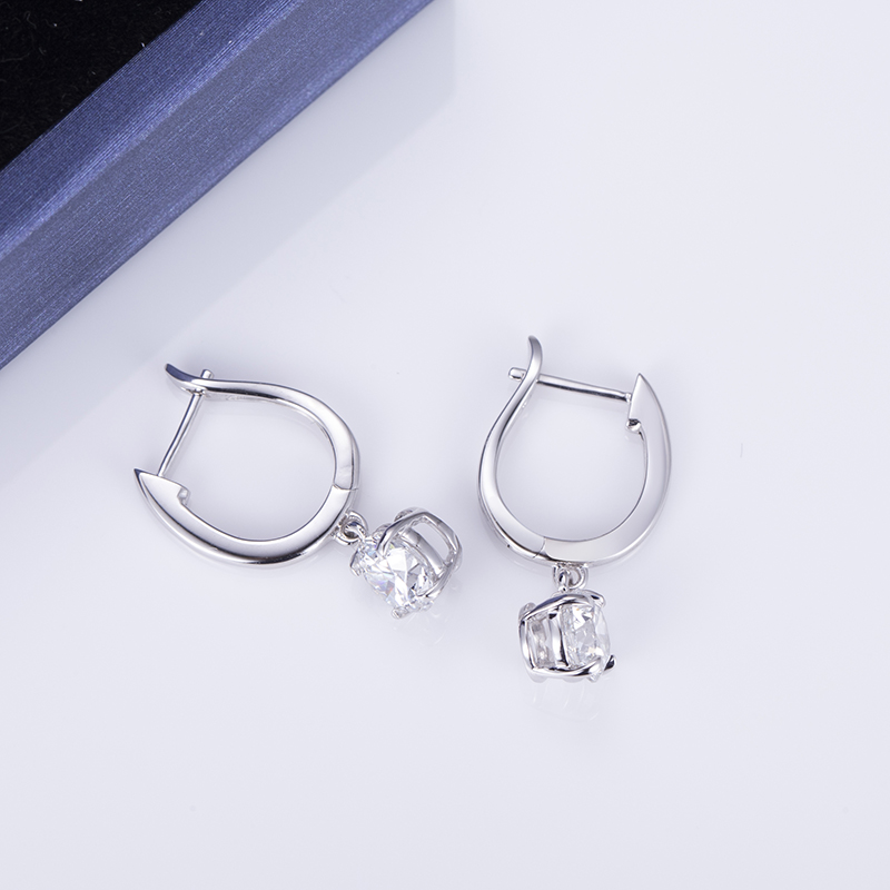 Серьги-гвоздики с выращенными в лаборатории бриллиантами по оптовым ценам | Messi Jewelry 12