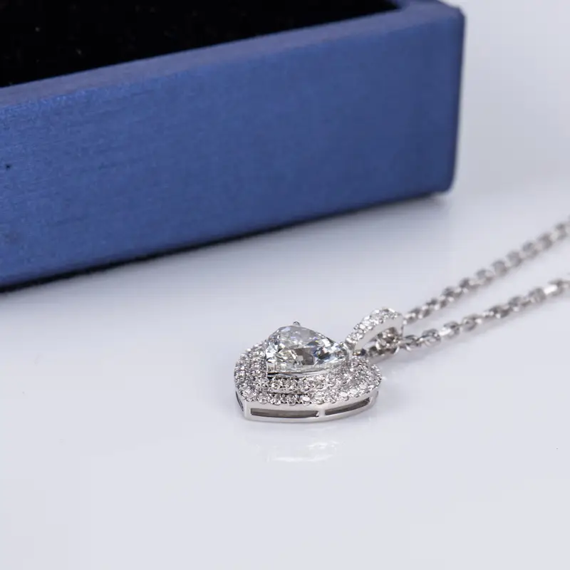 18K White Gold Heart-Shaped Lab-Grown Diamond Pendant Necklace 5