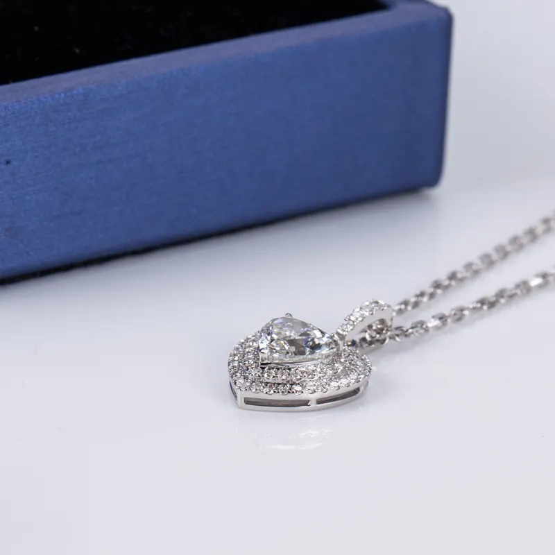 18K White Gold Heart-Shaped Lab-Grown Diamond Pendant Necklace 5