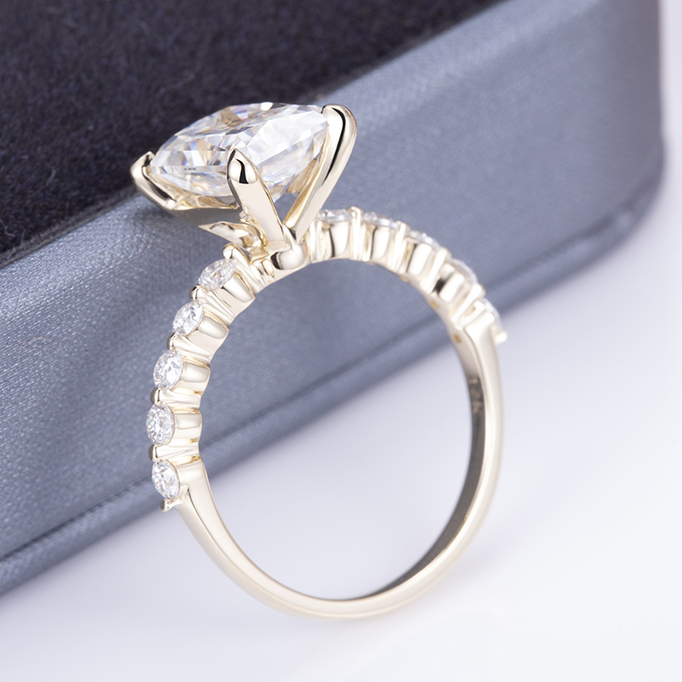 Messi Jewelry new design 14K gold ring radiant iced crushed Moissanite rings for wedding engagment