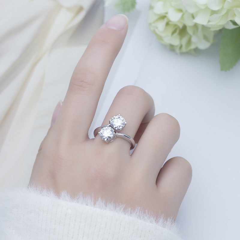 Barang Kemas Messi - Barang Kemas Messi 18K Emas Putih 7mm Potongan Bulat DEF Warna Cincin Berlian Moissanite Untuk Wanita 14