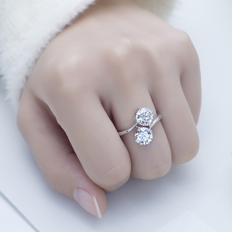 Barang Kemas Messi - Barang Kemas Messi 18K Emas Putih 7mm Potongan Bulat DEF Warna Cincin Berlian Moissanite Untuk Wanita 15