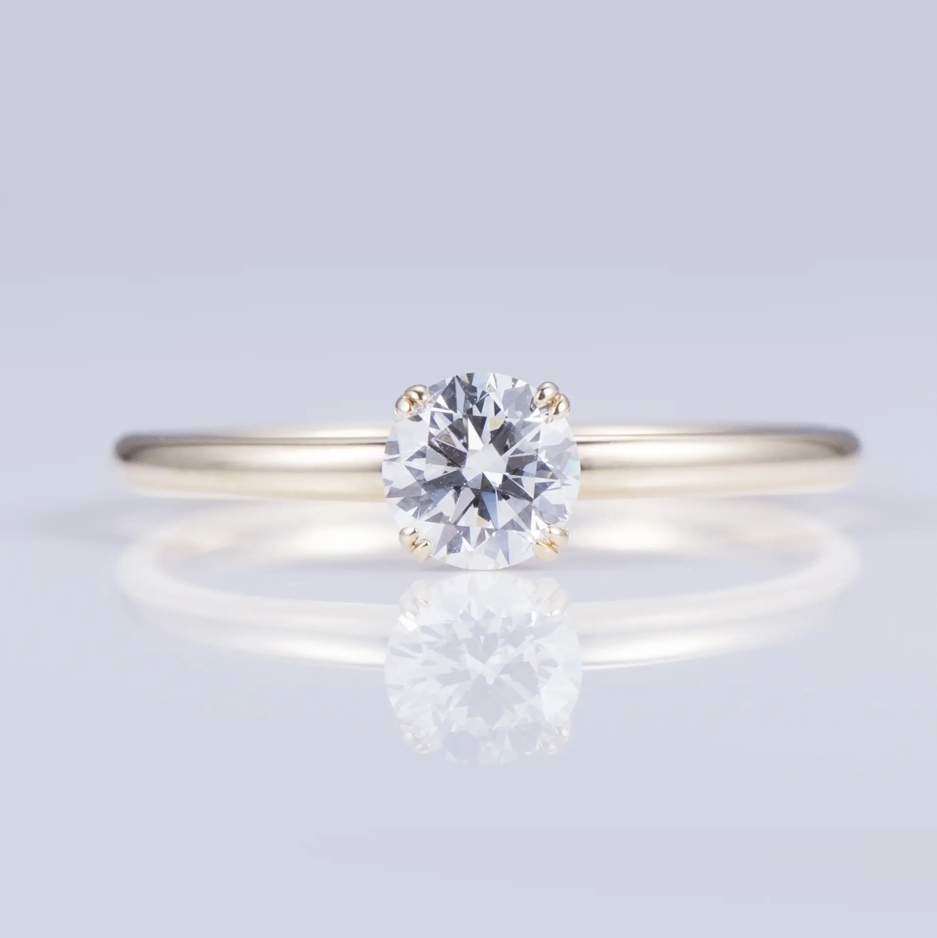 Gioielli Messi - Gioielli Messi Solitaire in oro giallo Giallo 5mm 5mm Brilliante Taglio a taglio Moissanite Diamante Ring Anelli di fidanzamento 1