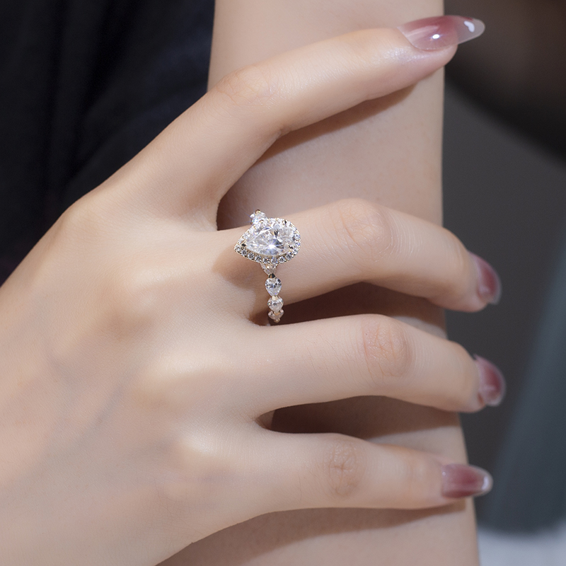 Messi Alahas - Messi Alahas 9k solidong bulawan Pear DEF moissanite nga babaye nga Alahas singsing Vintage Style Rings 9