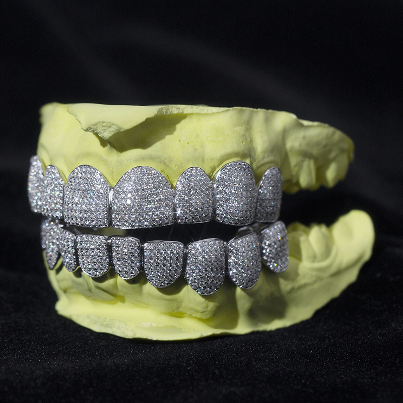 Messi Jewelry - MSA-507 custom 10k 14K 18k Gold 925 silver grillz iced out moissanite diamond grillz teeth Moissanite Grillz 14