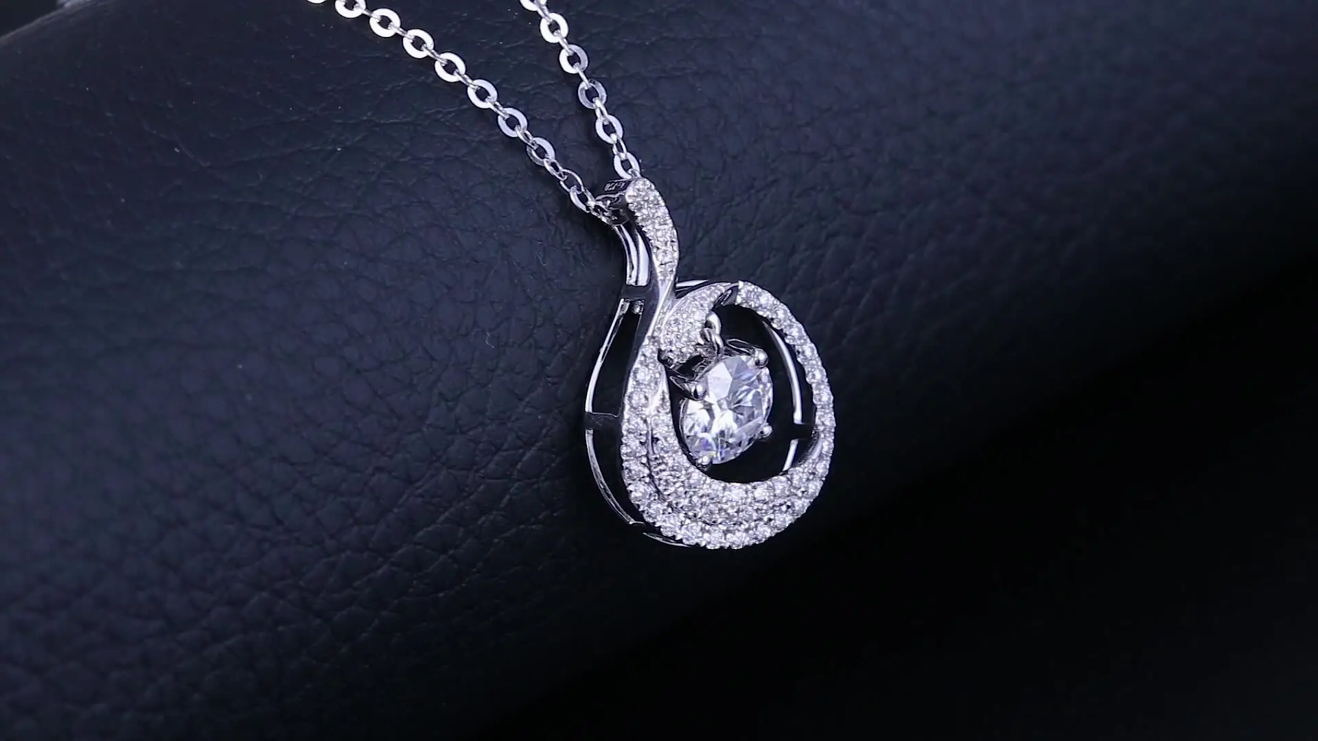 Messi Jewelry 18k Gold Moissanite Circle Colgante 2