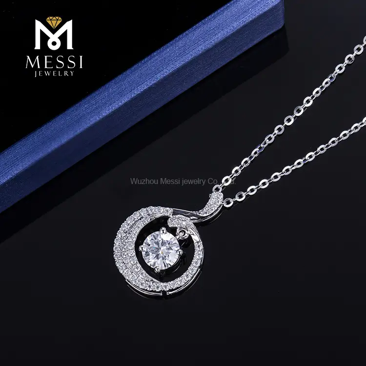 Messi Jewelry 18K Gold Moissanite Circle Pendant 5