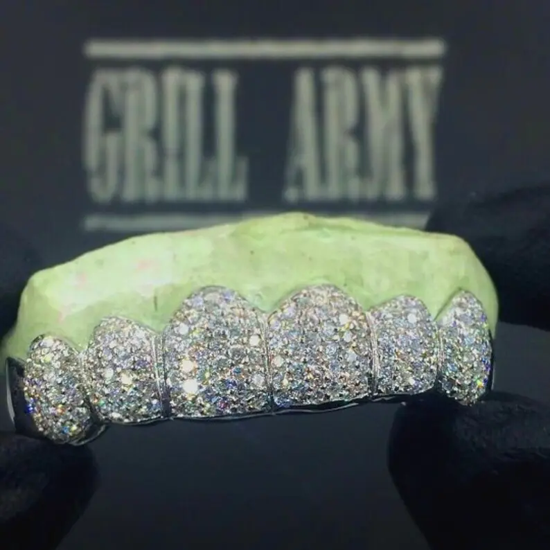 Moissanite Custom Grillz with Good Price for Dinner and Party 3