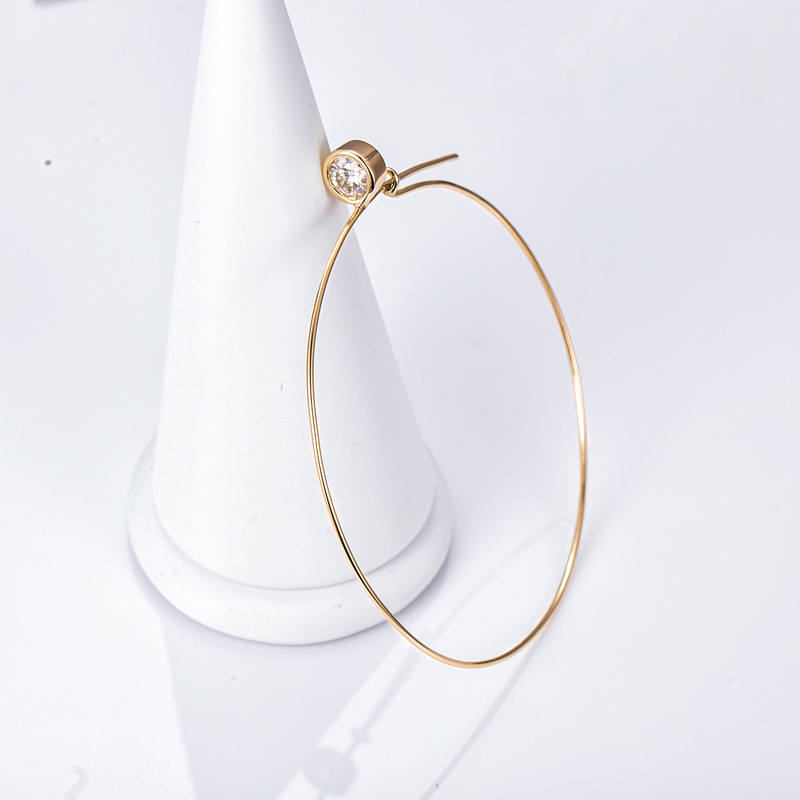 Messi Alahas - Messi Alahas 14k yellow nga bulawan nga DEF nga kolor nga moissanite hoop nga mga ariyos 9