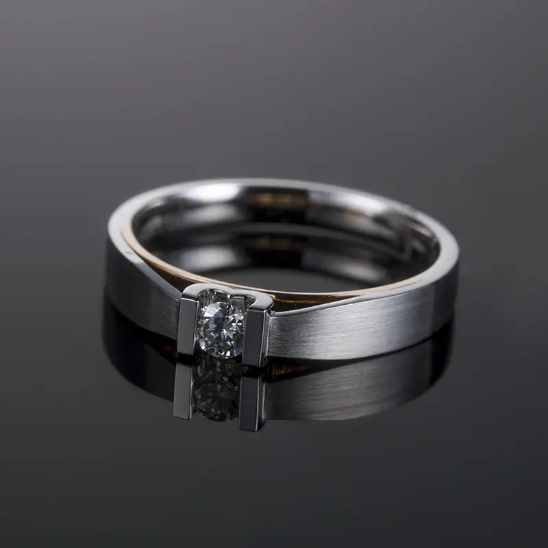 Elegant 18K Gold Moissanite Couple Ring 5