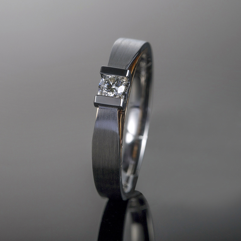 Elegant 18K Gold Moissanite Couple Ring 14