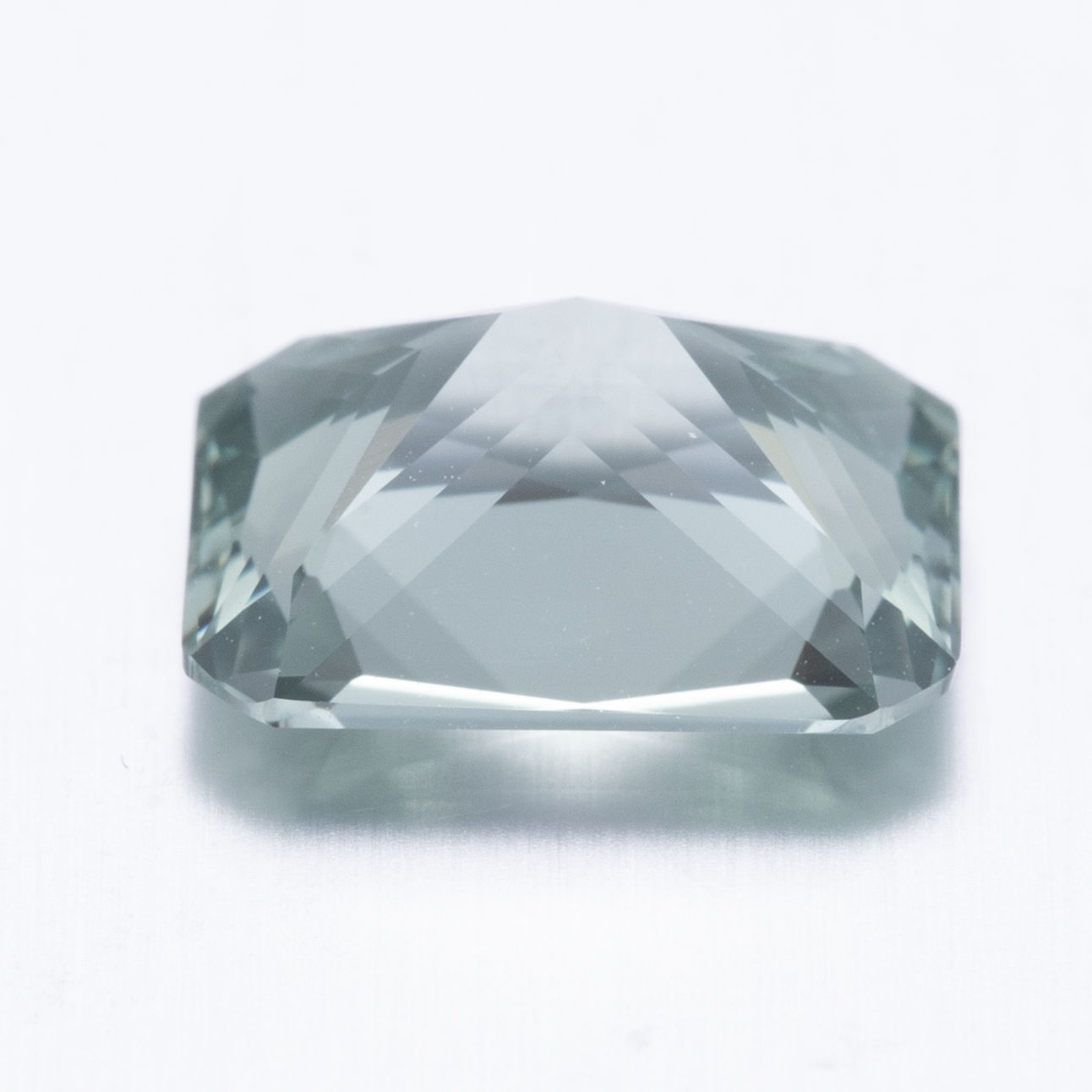 Messi Alahas - Octangle Hydrothermal Green Sapphire Stone Lab Gibuhat Green Sapphire Lab Ruby & Sapphire 9