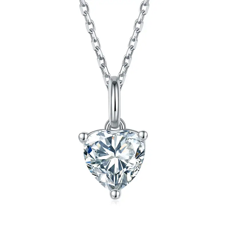 O90C Classici Forma del cuore 1ct 1ct Collana in monoia in argento sterling in oro bianco 1