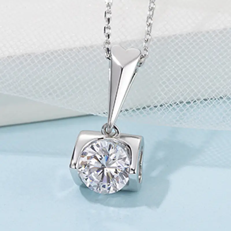 Moissanite Tennis Chain with GRA Certificate 4