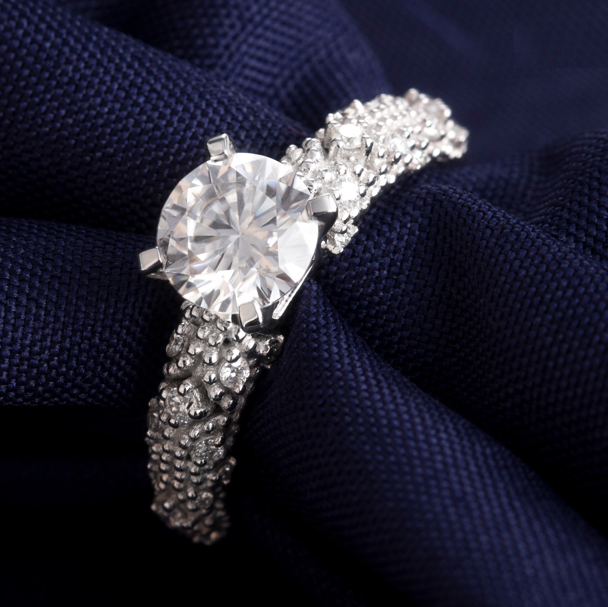 Barang Kemas Messi - Perhiasan Messi bulat cincin emas 18K dinding empat serampang dengan hadiah barang kemas gaya kepingan salji romantis Cincin Cincin Pertunangan 10